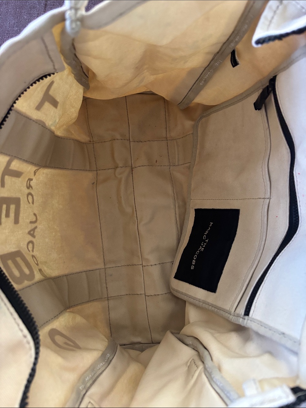 Marc Jacobs The Canvas Large Tote Bag in Beige - Picture 9 of 11